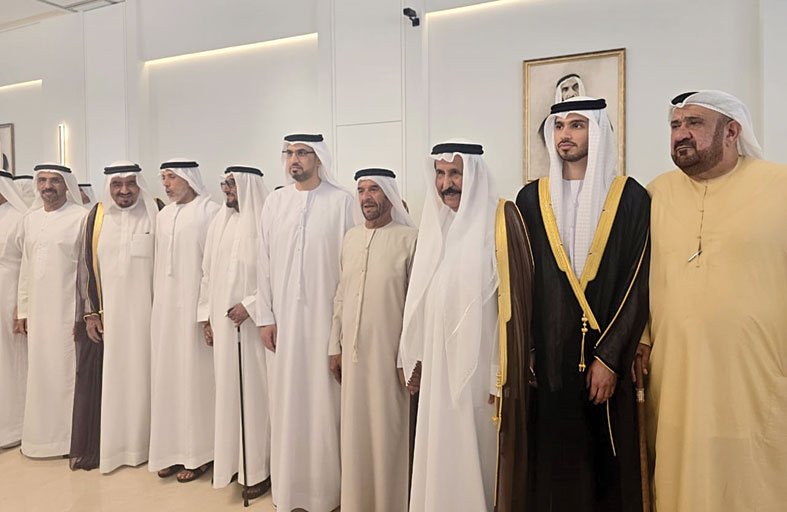 سيف بن زايد يحضر أفراح الجابر والسويدي 