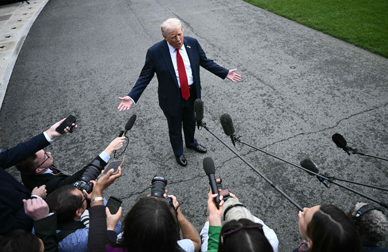 لماذا يتنازعُ الطرفان الروسي والأوكراني على مِنطَقَتَيْ الدونباس والدونيتسك ؟ 