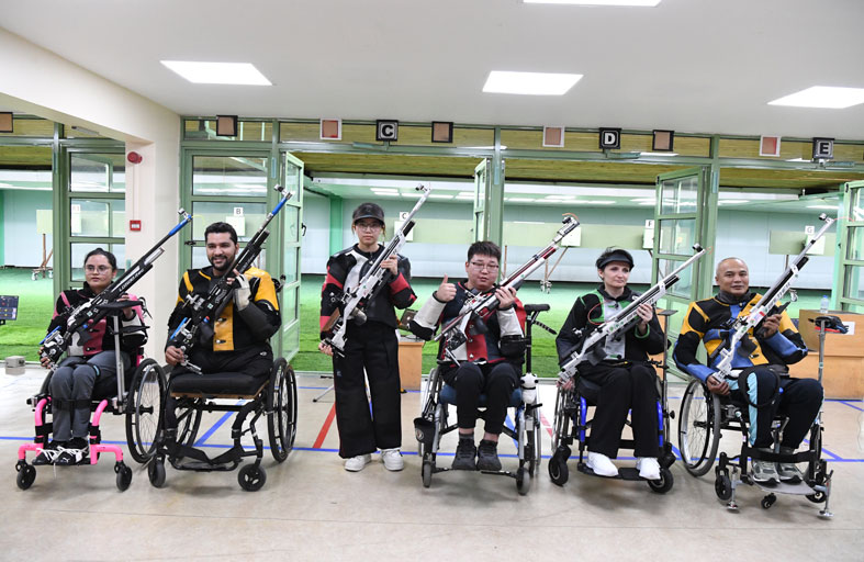 الإمارات في المركز الثاني والصين الثالث قبل يومين من اختتام المنافسات  