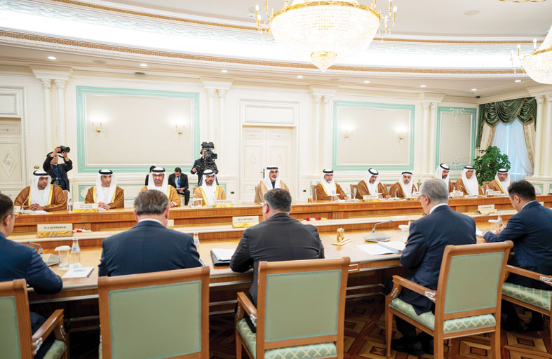 ولي عهد أبوظبي والرئيس الكازاخستاني يبحثان سُبل تعزيز العلاقات الثنائية  
