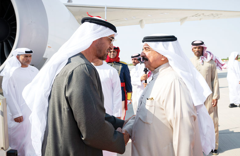 الإمارات والبحرين يدينان الاعتداء الإسرائيلي على قطر الشقيقة ويؤكدان تضامن البلدين معها ودعمهما كل ما من شأنه حماية أمنها وسلامة مواطنيها وأراضيها 