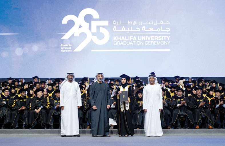 تحت رعاية رئيس الدولة.. خالد بن محمد بن زايد يشهد حفل تخريج جامعة خليفة لعام 2025 