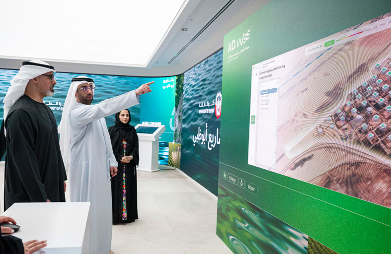 خالد بن محمد بن زايد يوجه بإتاحة التصرّف في المنح السكنية للمواطنين بين الأزواج والأقارب من الدرجة الأولى 