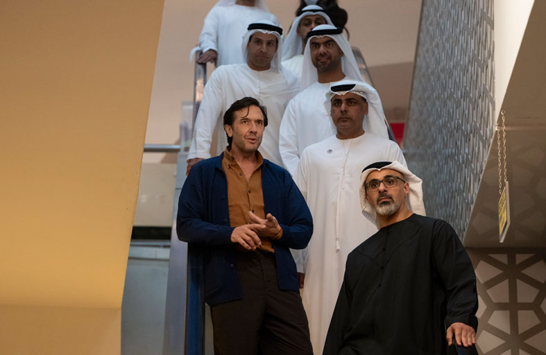 خالد بن محمد بن زايد يزور معرض «نوماد أبوظبي» 