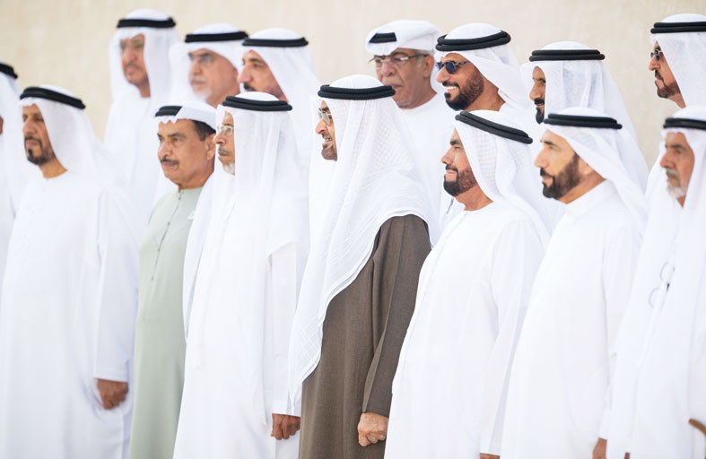 رئيس الدولة يؤكد إخلاص أبناء الوطن وتفانيهم جيلاً بعد جيل في خدمته 