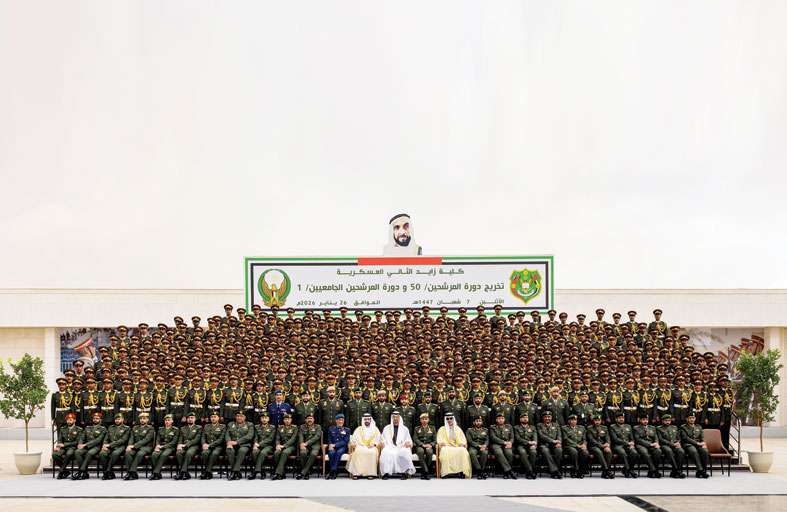 رئيس الدولة يؤكد أهمية دور الكليات العسكرية في رفد القوات المسلحة بكفاءات نوعية مؤهلة بالعلوم والمعارف 