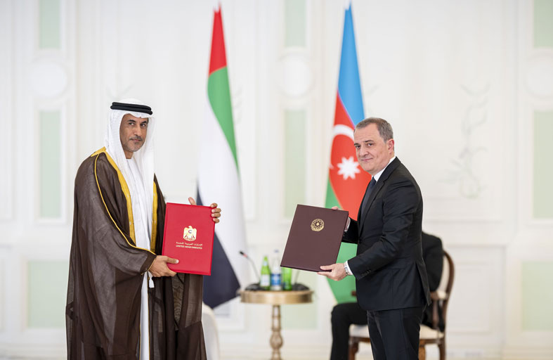 رئيس الدولة ورئيس أذربيجان يشهدان إعلان الشراكة الإستراتيجية الشاملة بين البلدين وعدداً من مذكرات التفاهم 