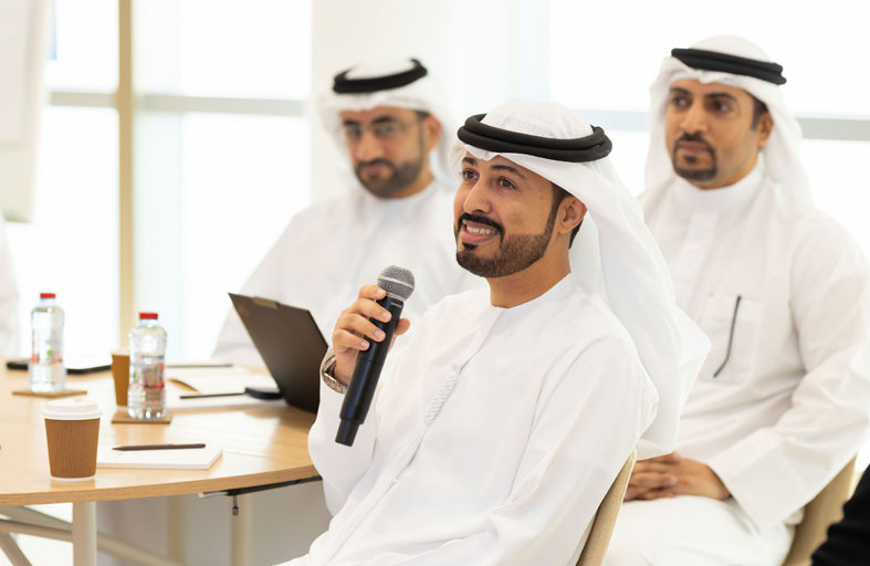 الإمارات تطلق البرنامج التدريبي للرؤساء التنفيذيين للذكاء الاصطناعي  