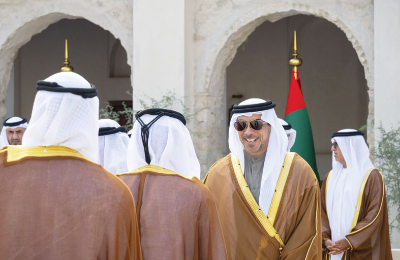 تحت رعاية رئيس الدولة.. منصور بن زايد يشهد العرس الجماعي لأبناء مدينة أبوظبي في قصر الحصن 