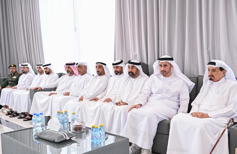 حاكم عجمان وولي عهده يقدمان واجب العزاء في شهيدي الوطن ناصر البلوشي وعبد العزيز الطنيجي 