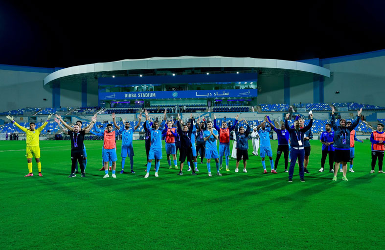 النواخذة يصطاد نسور الخور بحراً وجواً ويغادر القاع  