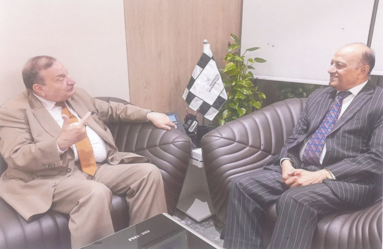 باراس شهداد بوري: الحوافز والتسهيلات وإذكاء الطموحات أساس نجاحاتنا في الإمارات 