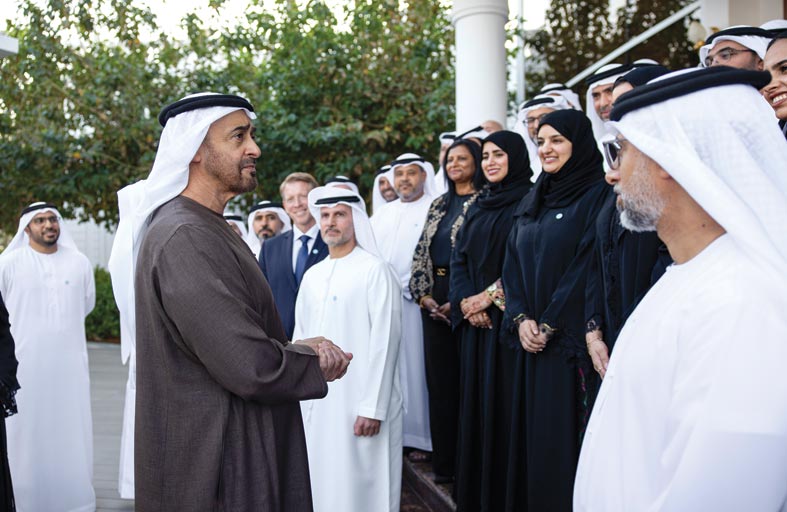 رئيس الدولة: الإمارات تمضي نحو المستقبل بخطى طموحة واثقة بعزيمة أبنائها من الكفاءات النوعية المؤهلة  