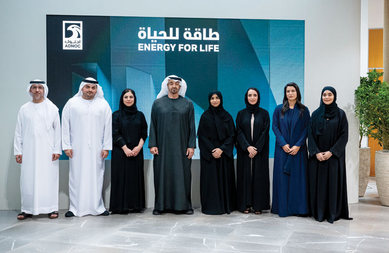 رئيس الدولة يؤكد أهمية دور «أدنوك» محفّزاً رئيساً للنمو والتنويع الاقتصادي في الدولة 