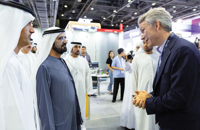 محمد بن راشد: الإمارات تسارع الخطى في مسيرتها التنموية الشاملة عبر التقنيات الحديثة  