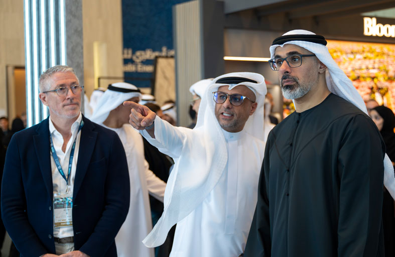 خالد بن محمد بن زايد يؤكد أهمية الحلول التقنية المتطورة في التخطيط الحضري للمدن الذكية  