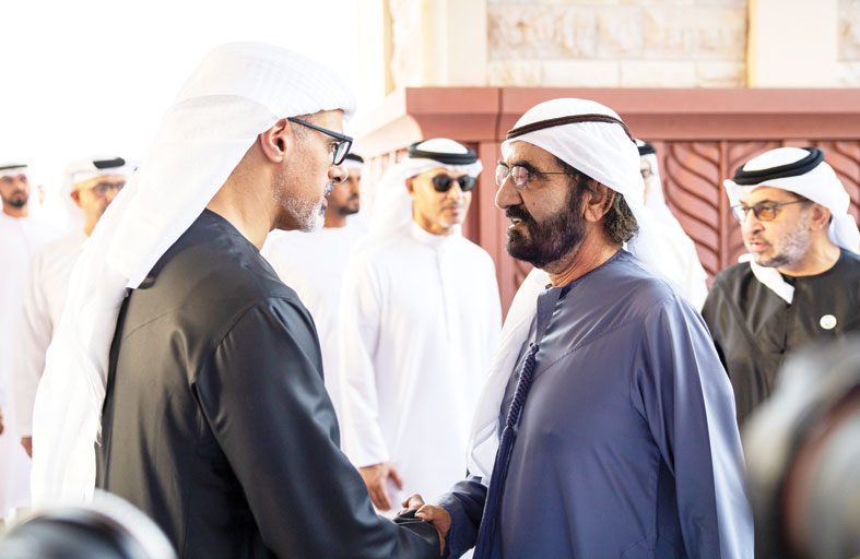 رئيس الدولة وحكام الإمارات والشيوخ يعزون محمد بن راشد في وفاة أحمد بن راشد 