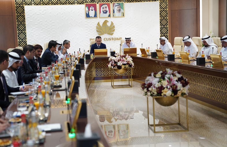 جمارك دبي تبحث تعزيز التعاون والتنسيق مع جمارك أوزبكستان