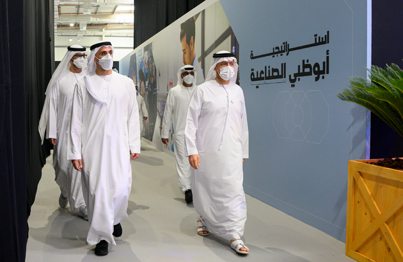 خالد بن محمد بن زايد يطلق استراتيجية أبوظبي الصناعية 