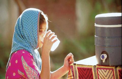 بدء تنفيذ 12 مشروعا لتأمين مياه الشرب النقية بباكستان