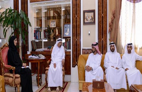 حاكم عجمان يستقبل أعضاء المجلس التنفيذي للإمارة