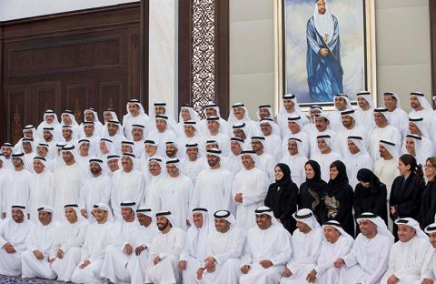 محمد بن زايد: سياسات الإمارات الخارجية تقوم على مد جسور الصداقة والتعاون مع دول العالم 