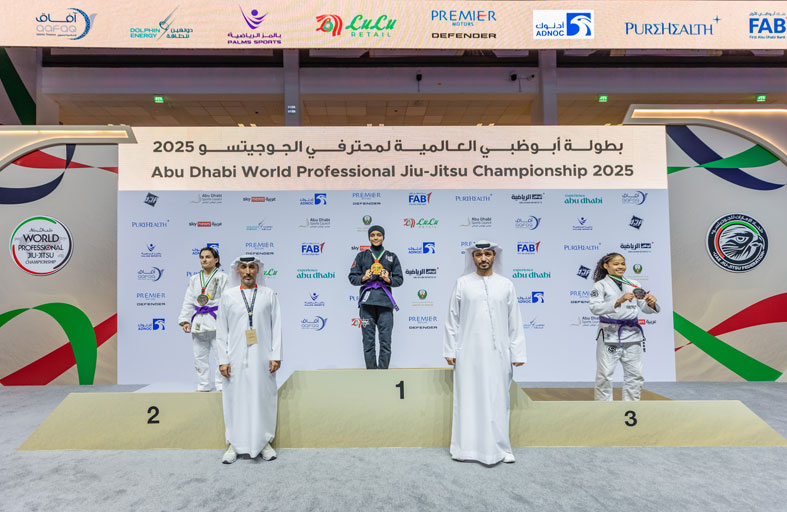 حماس كبير وتألق لافت في منافسات فئة المحترفين للحزامين البنفسجي والبني في بطولة أبوظبي العالمية لمحترفي الجوجيتسو 