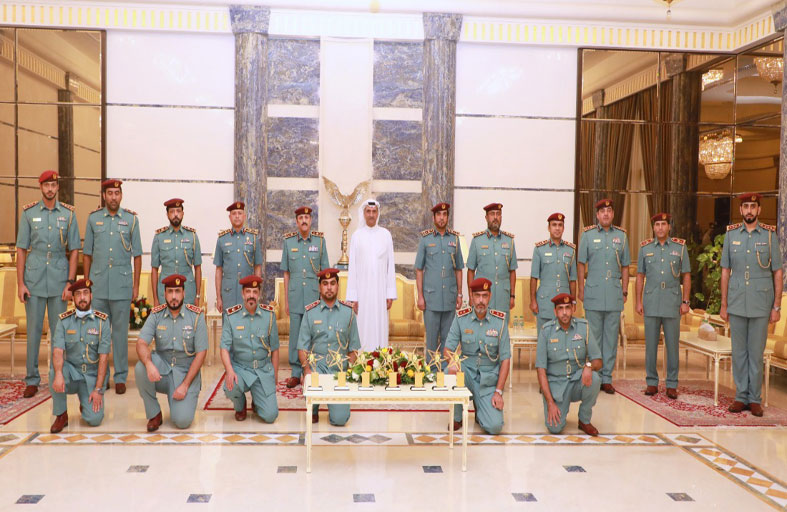 حمد الشرقي يهنئ شرطة الفجيرة بحصولها على 7 جوائز ضمن جائزة وزير الداخلية للتميز