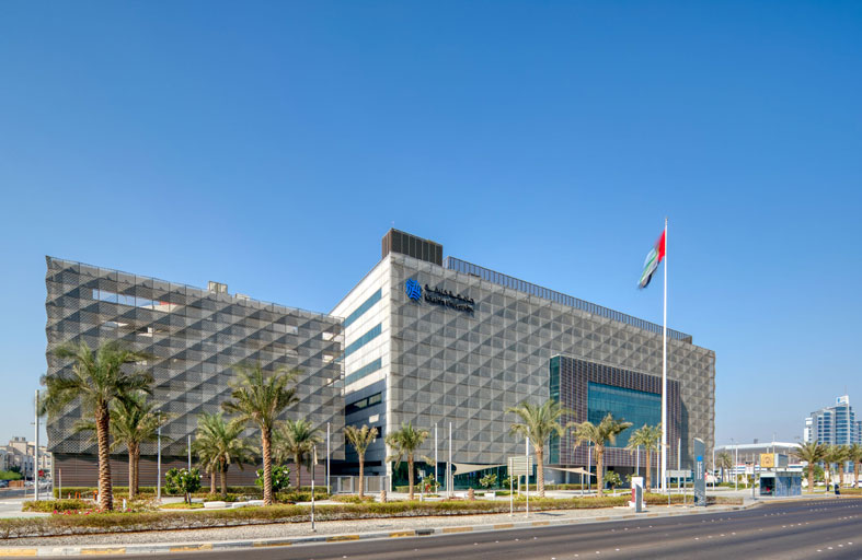 جامعة خليفة تطلق تخصصاً لتعليم اللغة العربية لغير الناطقين بها على منصة كورسيرا