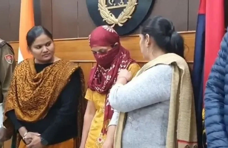 تقتل ابنة أختها لغيرتها من جمالها