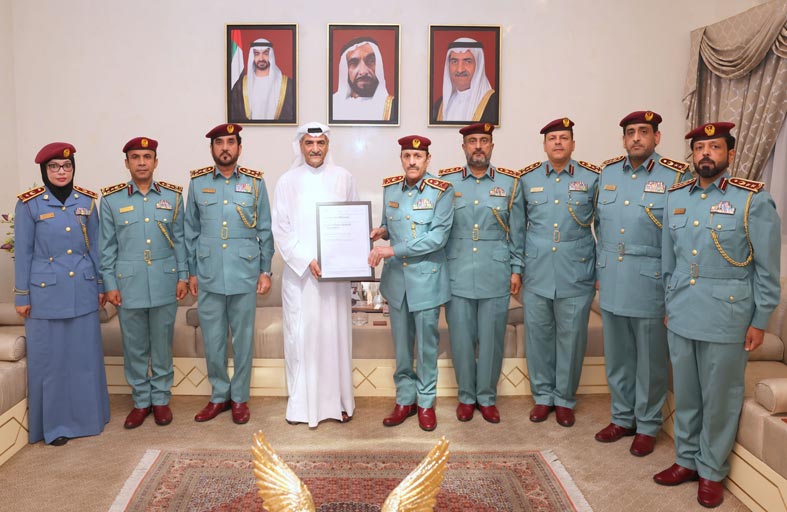 حمد الشرقي يستقبل ضباط القيادة العامة لشرطة الفجيرة لحصولهم على شهادة الاعتماد العالمي للجاهزية