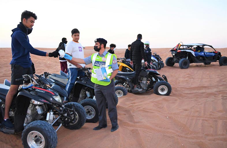 شرطة أبوظبي تحذر من قيادة الدراجات النارية بتهور