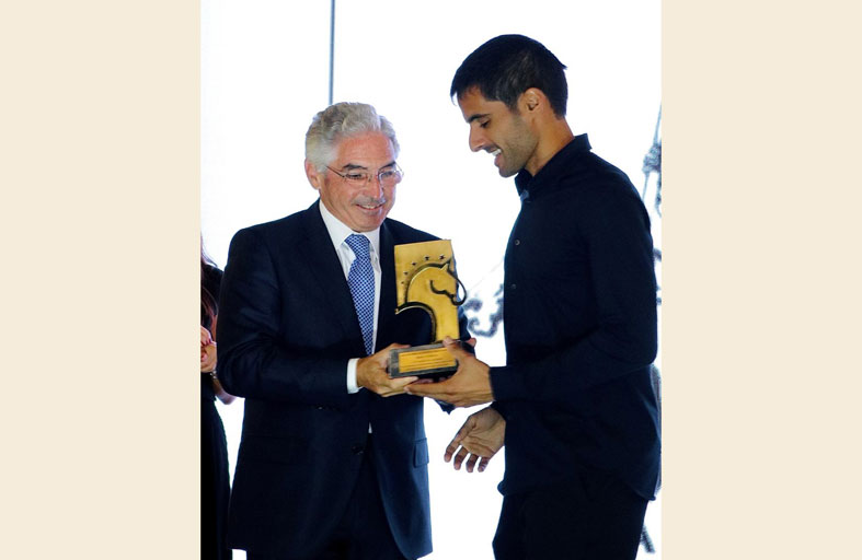 شراكة إماراتية بين «اليمامة» و «الاتحاد الدولي للفروسية» 