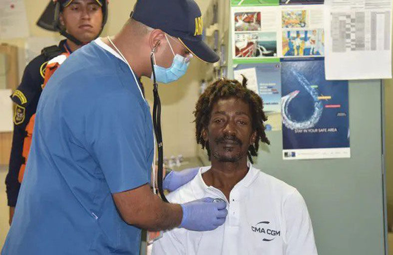 نجاة رجل تاه في البحر 24 يوما