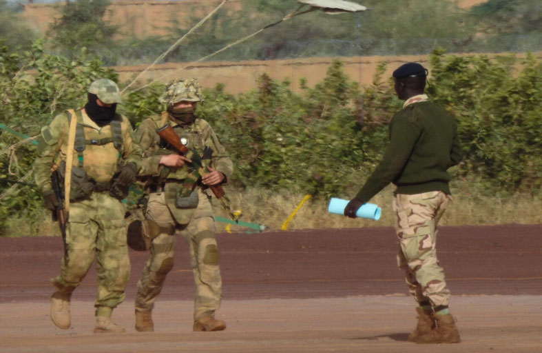 هجمات متزايدة على جيش مالي  و«فاغنــر» تســارع إلــى الذهـب