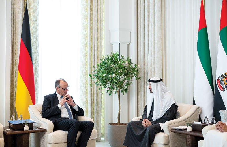 رئيس الدولة والمستشار الألماني يؤكدان أهمية تعزيز أسباب الاستقرار في المنطقة والعالم  