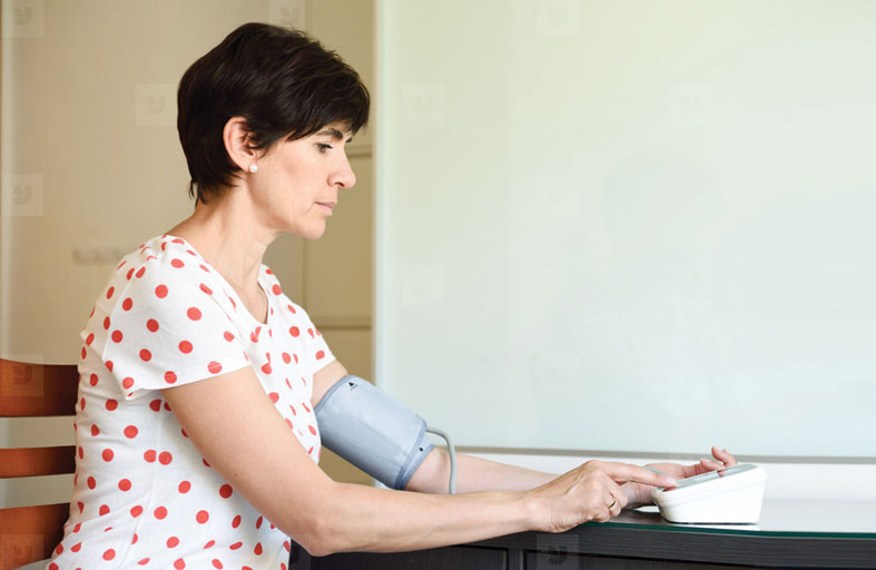 مراقبة ضغط الدم في المنزل تقلل حالات القلب