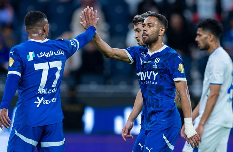 الهلال يسعى لمواصلة الصدارة والاتحاد يلاحقه 