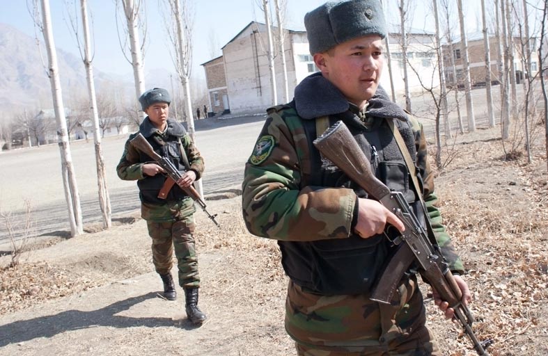  اندلاع اشتباكات بين حرس حدود طاجيكستان وقرغيزستان