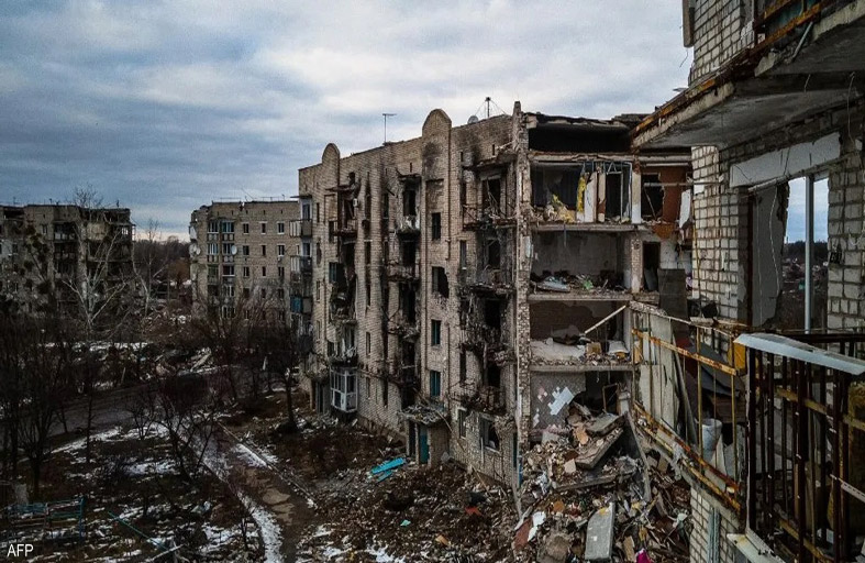 بعد عام.. الخارجية الأميركية تتحدث عن «الحل» لحرب أوكرانيا