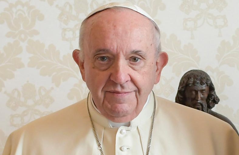 البابا فرنسيس يدعو إلى «وصول آمن» للمساعدات إلى سكان غزة 