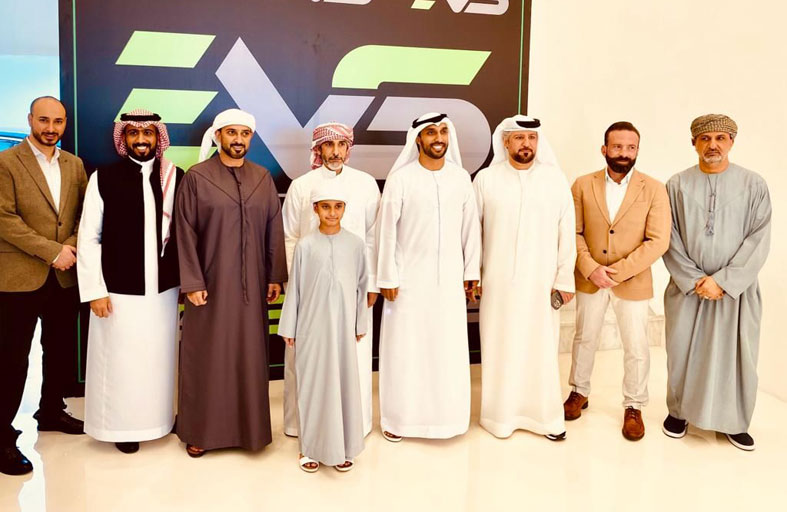 عبدالعزيز النعيمي يفتتح أول فرع لشركة EVS لصيانة السيارات الكهربائية في عجمان