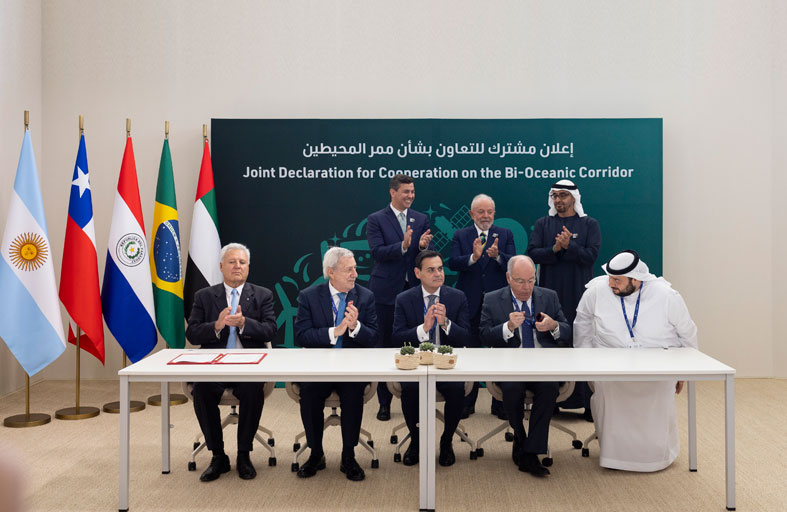 رئيس الدولة ورئيسا البرازيل والباراغواي يشهدون توقيع إعلان مشترك للتعاون بشأن «ممر المحيطين» ضمن فعاليات «cop28» 