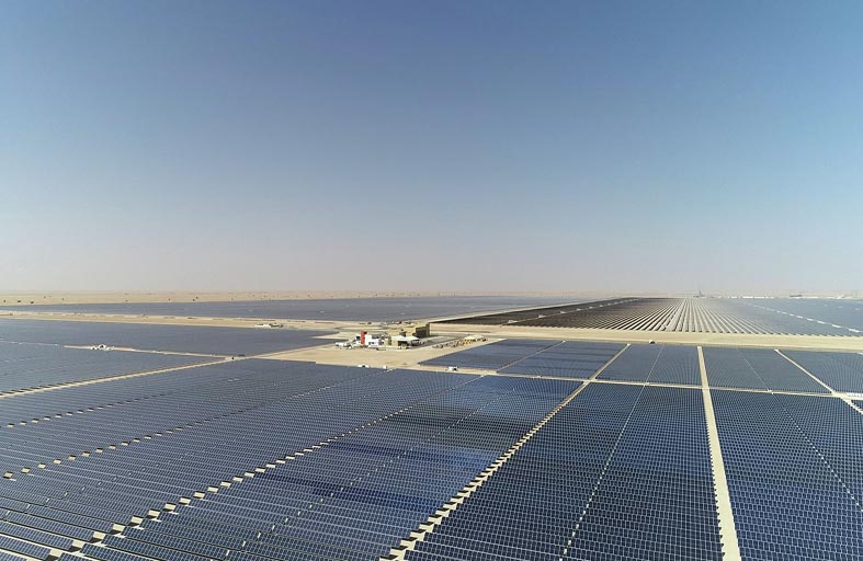 المرحلة الثالثة من مجمع محمد بن راشد للطاقة الشمسية توفر طاقة نظيفة لأكثر من 240 ألف مسكن