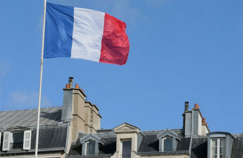 فرنسا تحتجز فرنسيا-سوريا متورطا بأسلحة كيميائية 