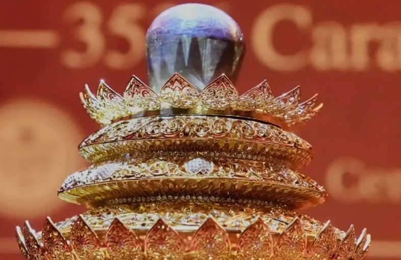 أضخم ياقوتة في التاريخ بسعر خيالي