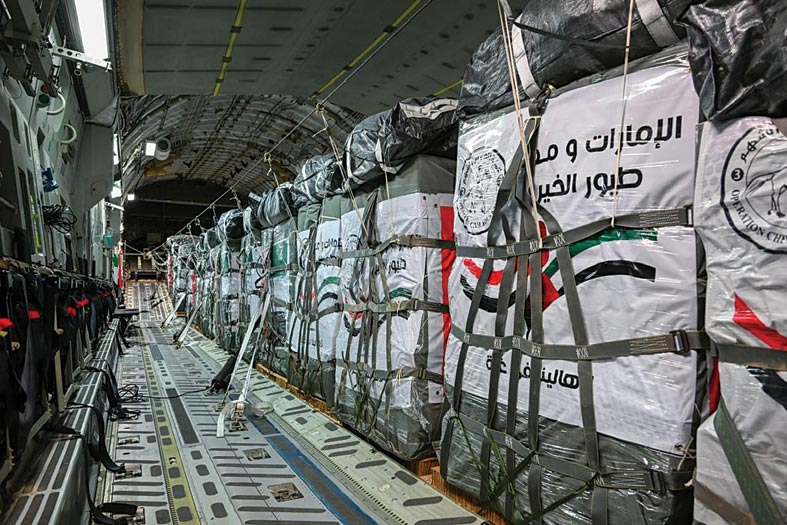 «طيور الخير» تنجز 20 إسقاطاً جوياً على شمال غزة 