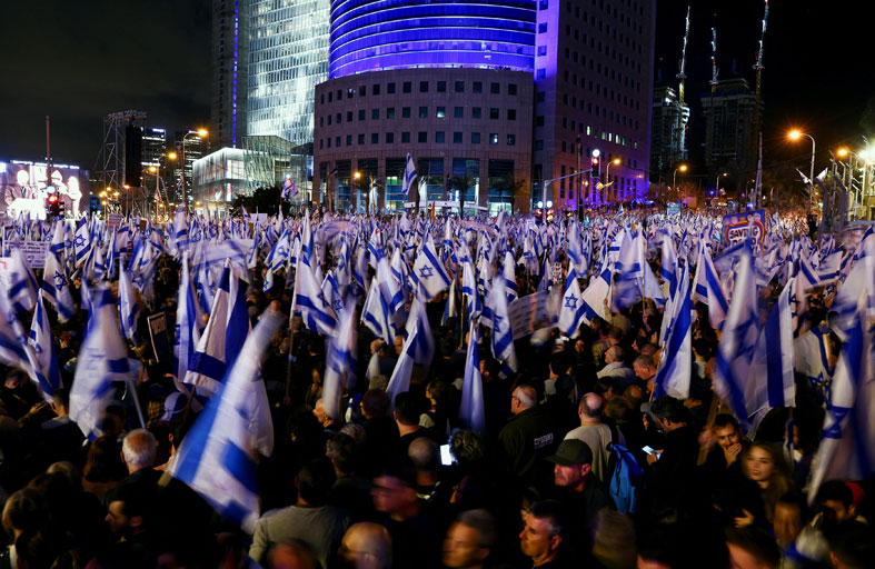 الإصلاحات القضائية.. «نقمة» اقتصادية ودبلوماسية على إسرائيل