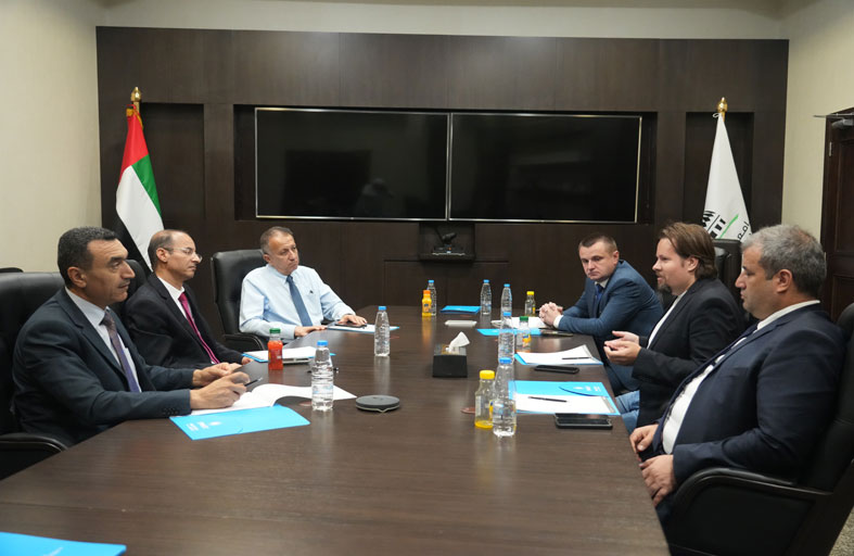 أكاديمية الشارقة لعلوم وتكنولوجيا الفضاء والفلك بجامعة الشارقة تبحث التعاون مع جامعة موسكو