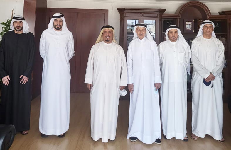 ضاحي خلفان يزور قاسم سلطان البنا